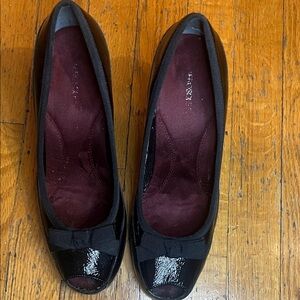 Aerosoles Elegant Black Patent Leather Heels